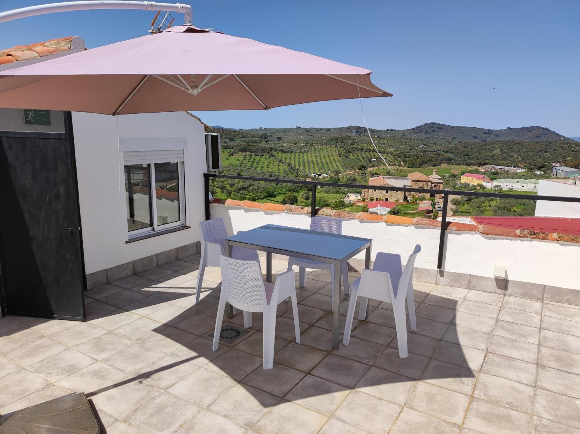 La Martela De Fuentes Casa De Diseno Rural Villa Fuentes De Leon Luaran gambar